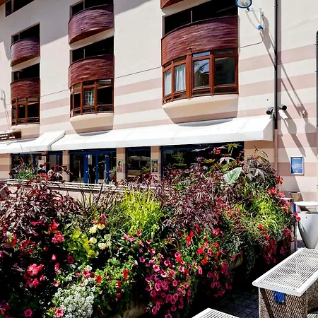 Renove 2* Avec Balcon, Centre-ville & A 200m Des Remontees Mecaniques - 4 Pers, - Fr-1-512-166 아파트