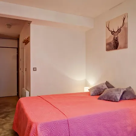 Renove 2* Pour 4 Pers, Brides-les-bains, Avec Wifi Et Parking - Fr-1-512-166 *