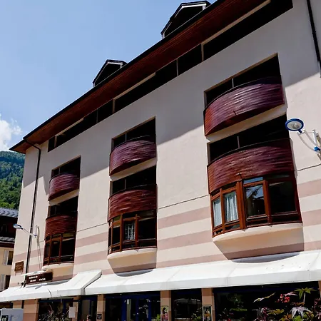 Rénové 2* Pour 4 Pers, Brides-les-bains, Avec Wifi Et Parking - Fr-1-512-166 Appartement